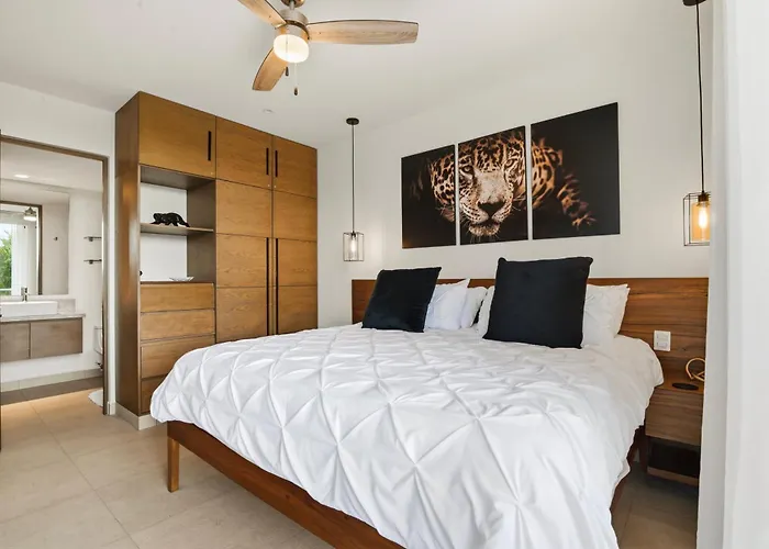 Pearl Access L 11 Pools L Club Onsite